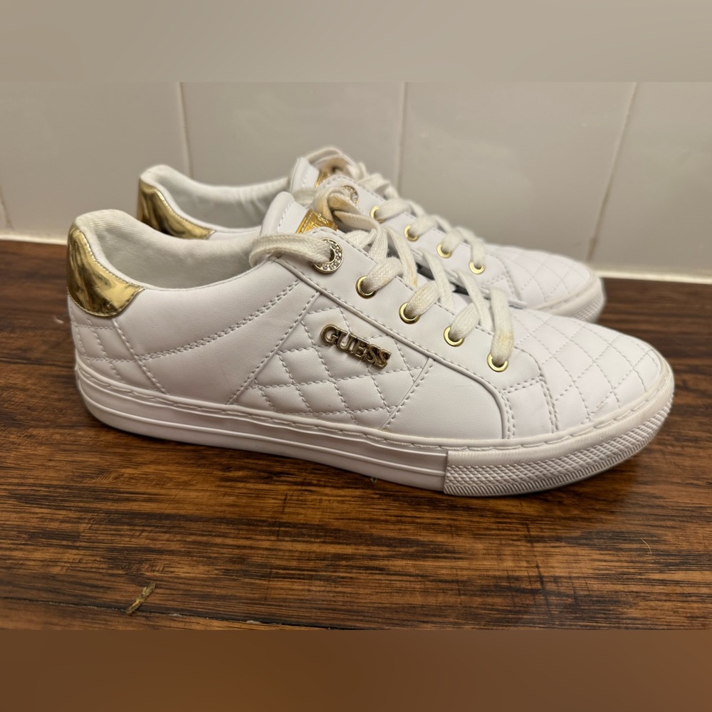 Guess woman sneakers